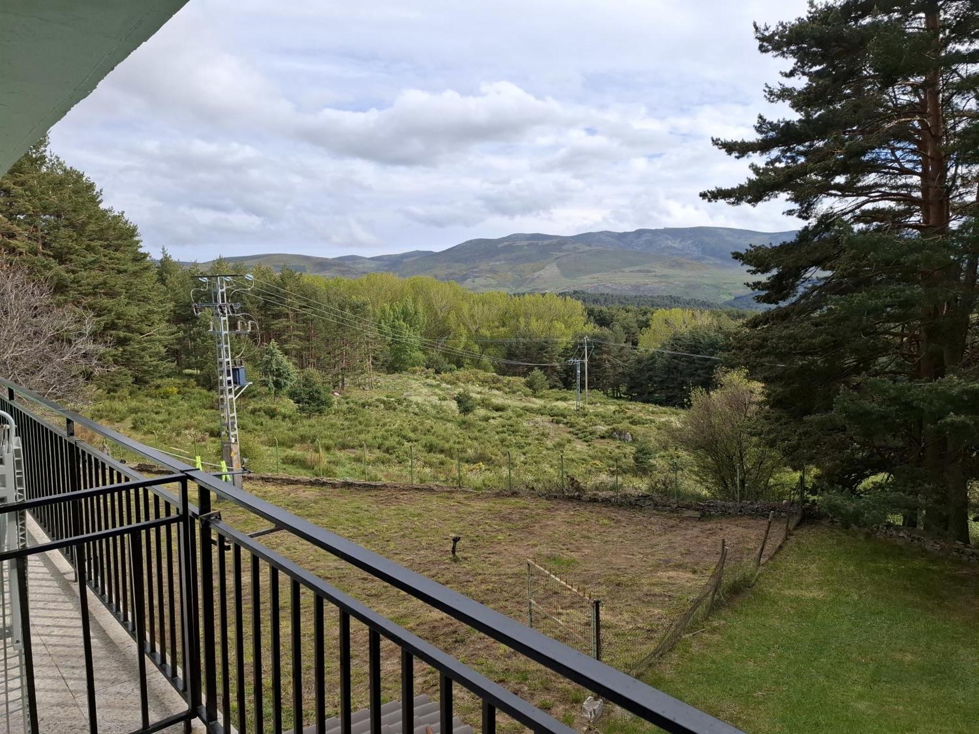 Апартаменты La Vista De Gredos Наварредонда-де-Гредос Экстерьер фото